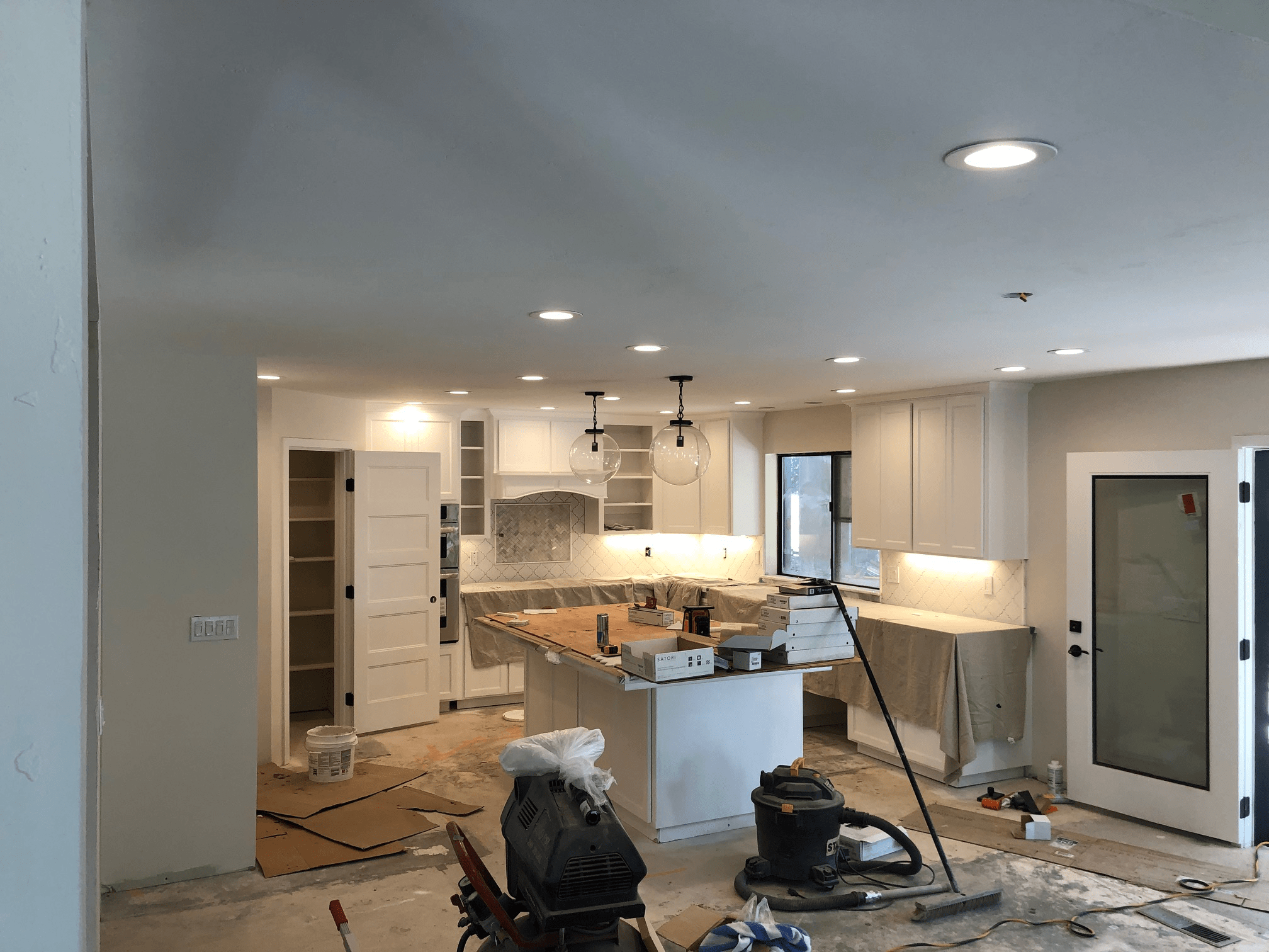 Zamora's & Sons Electric Inc. Offers Residential Electrical Services in